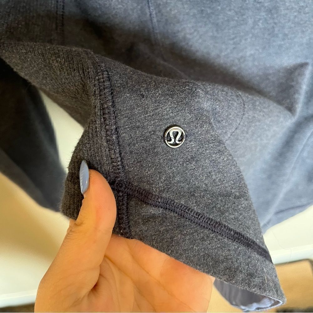 Lululemon Post Sweat Pullover - Picture 14 of 16